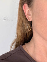 V tip Arch Earrings in Gold